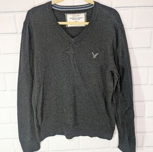 AEO Gray V-Neck Vintage Fot Cotton Sweater